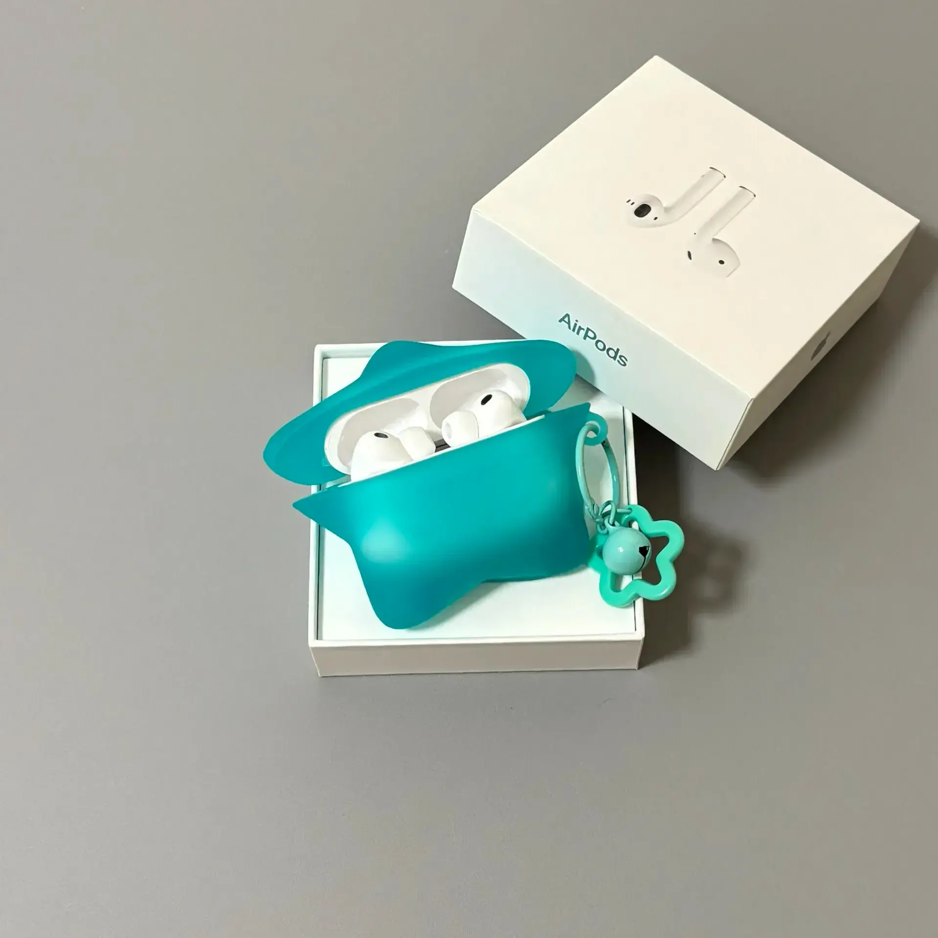 Glow-in-the-Dark Jelly Star AirPods Case